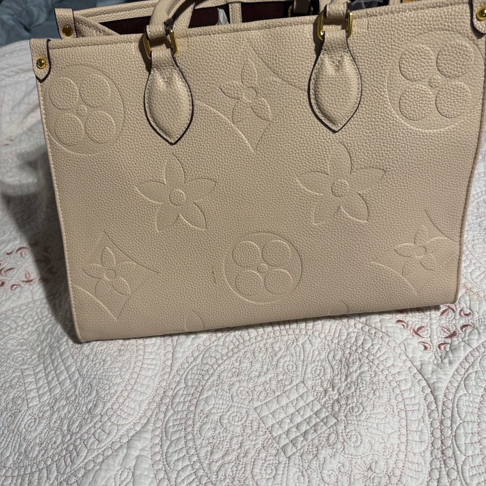 Structured Tote in Light Beige with Floral Embossing